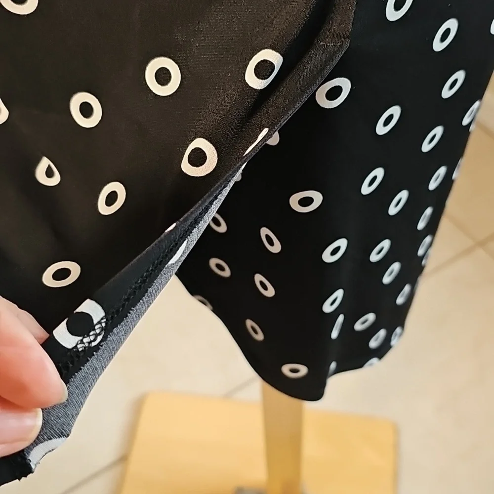 Elegant Black and‎ White Polka Dot Shift Dress. CHICOS 2 (12)